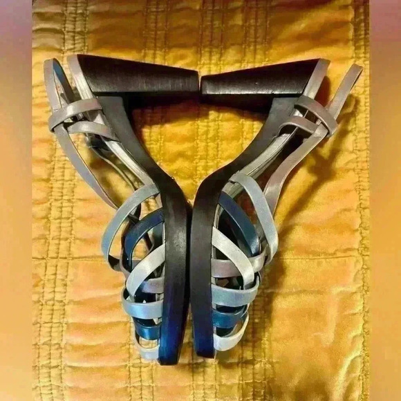 Cole Haan Nike Air Chloe Sandals, Size 10.5 - Runs a little small, more like 10 - Picture 7 of 13